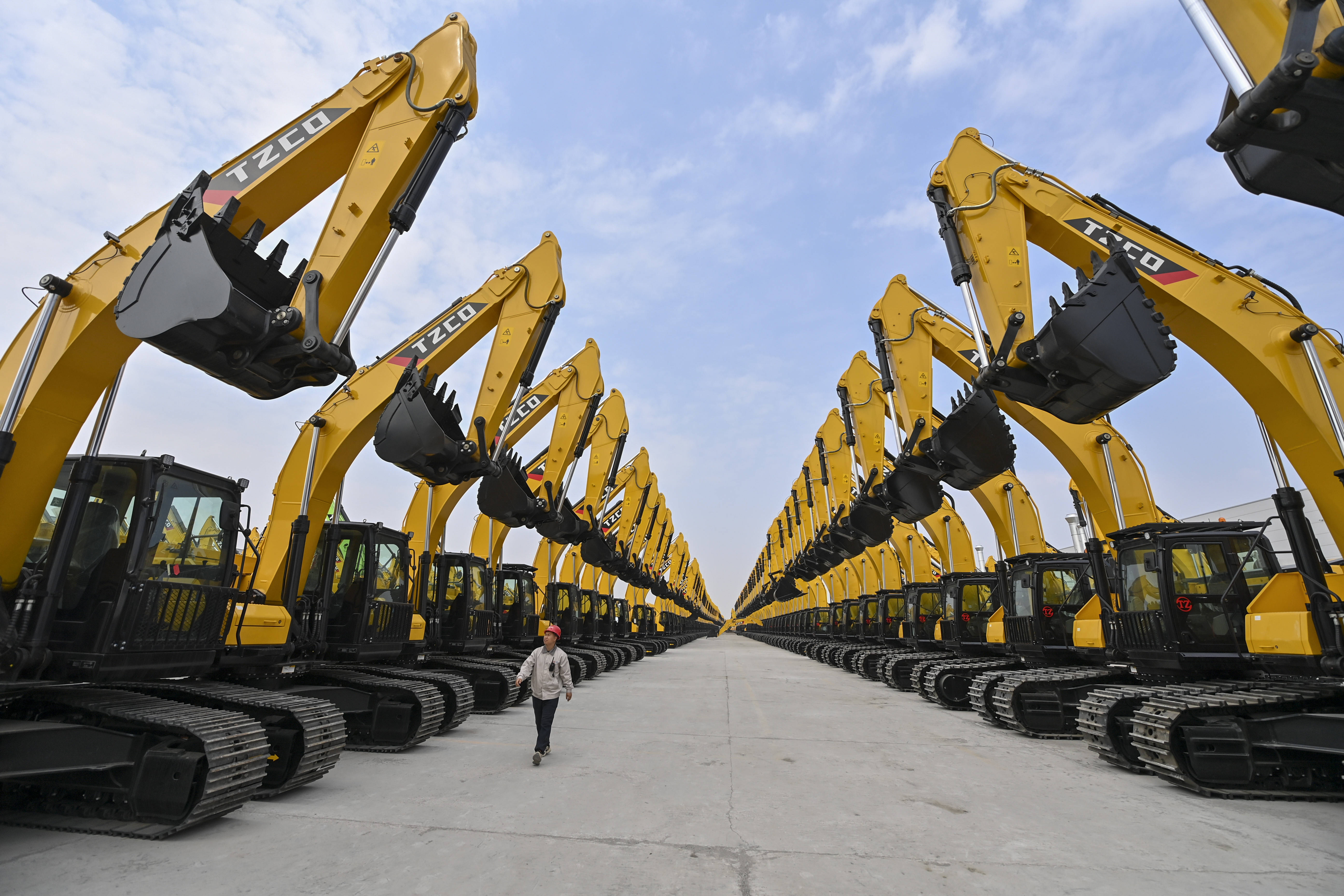 Strong demand, build a broad market Strong demand, build a broad market