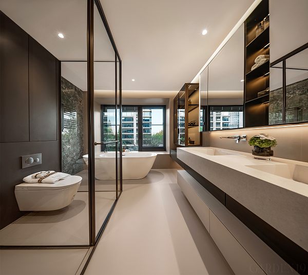 Bathroom&Vanity3.jpg