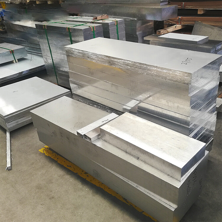 1060，2017，3003，5052，6061，8000 Series Aluminum plate