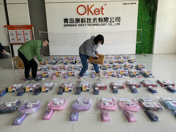 20200508_180514.jpg OKet donated school stationery to children in Ali area of Tibet