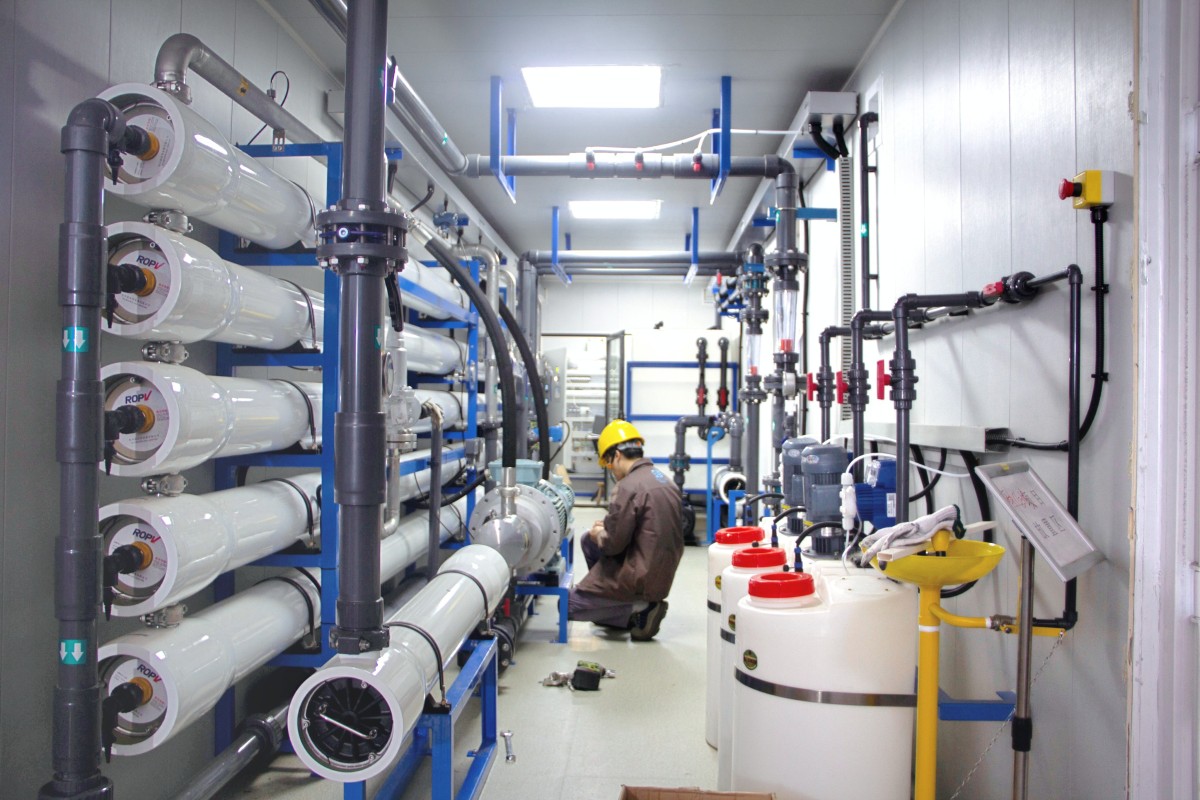 Container Desalination