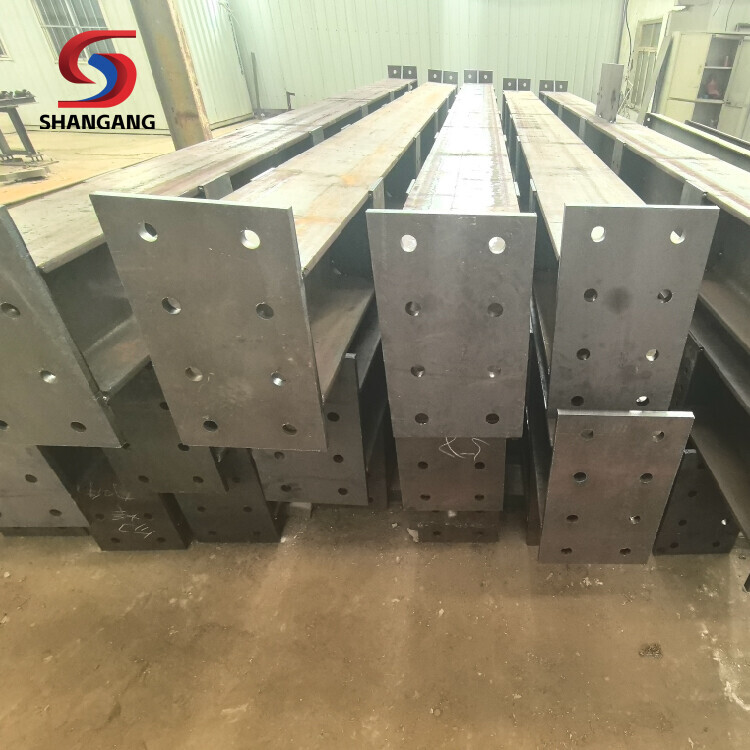 Structural steel H-beams / H-beam components