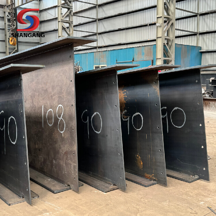 Structural steel H-beams / H-beam components
