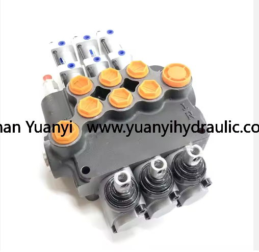 P80.png 3 Spool Monoblock Directional Hydraulic Valves