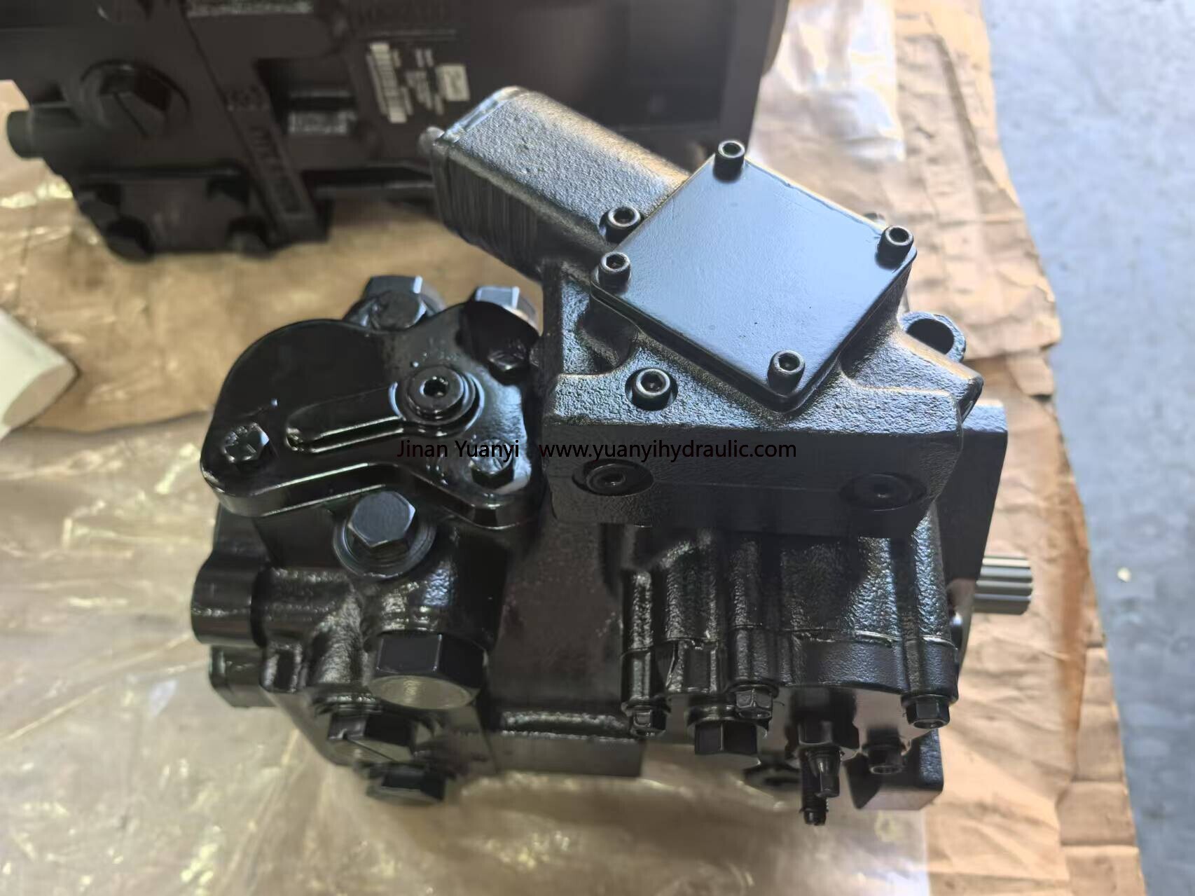 mpv046 (2).jpg 83007150 MPV046CBBHSBBAAAABJJBAAGAANNN Dan-foss M46 Series Hydraulic Pump
