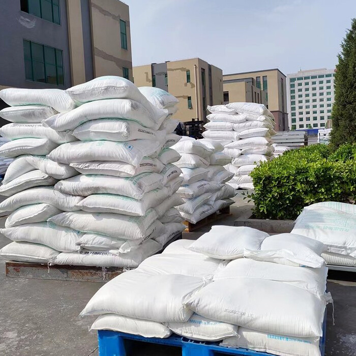 Industrial grade aluminum sulfate