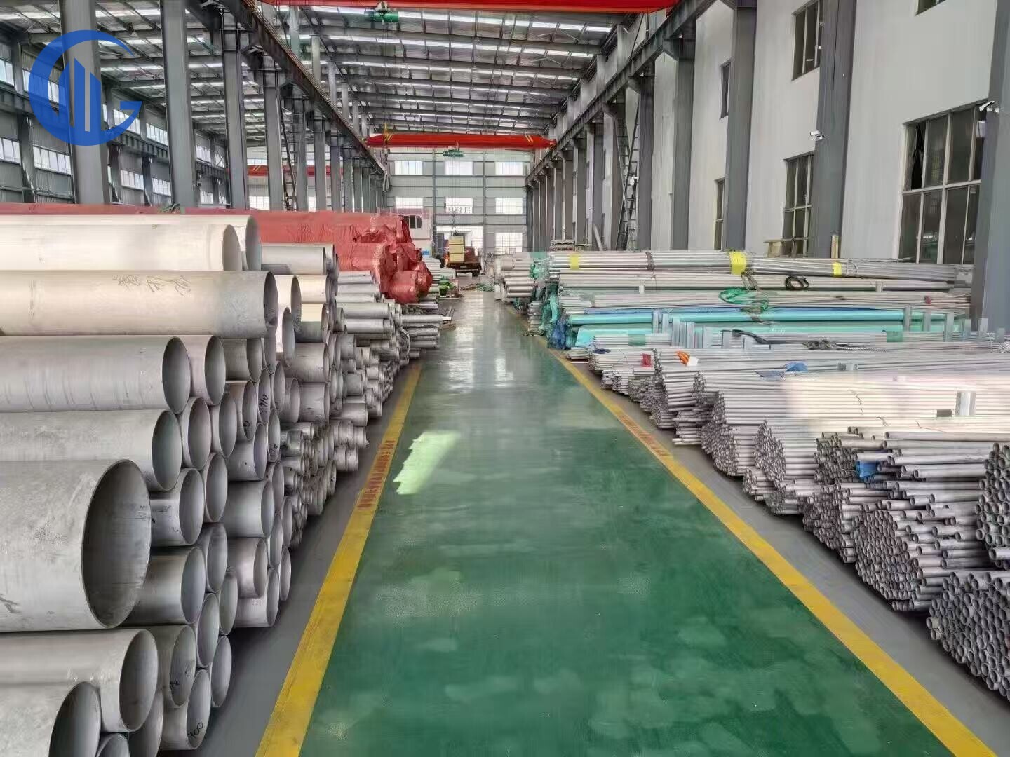 Stainless steel pipe