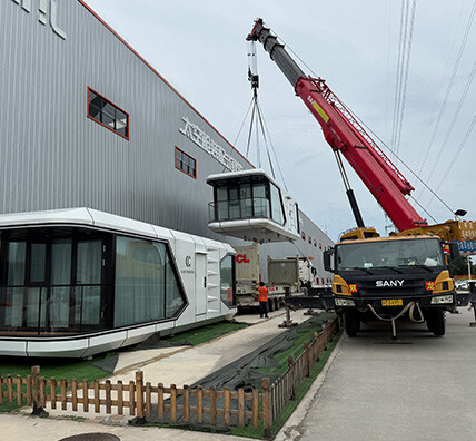 SUNINN V7 Space Capsules Shipped to Poland for High - End Resort Hotel