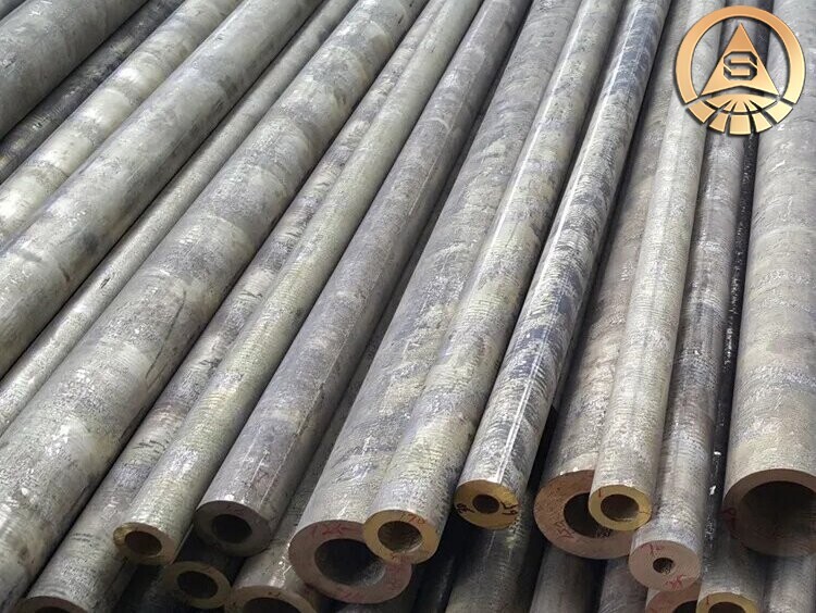 C52480 Bronze Pipe
