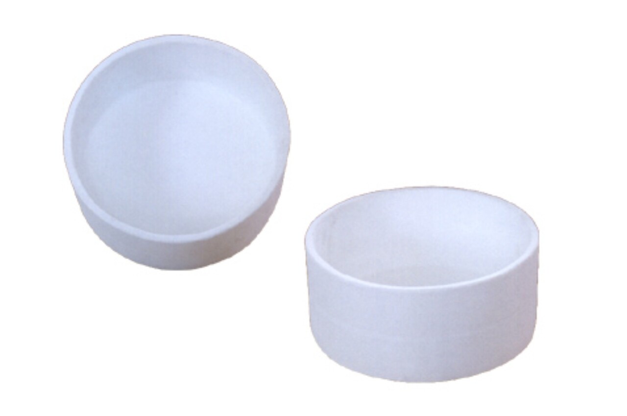 Corundum crucible