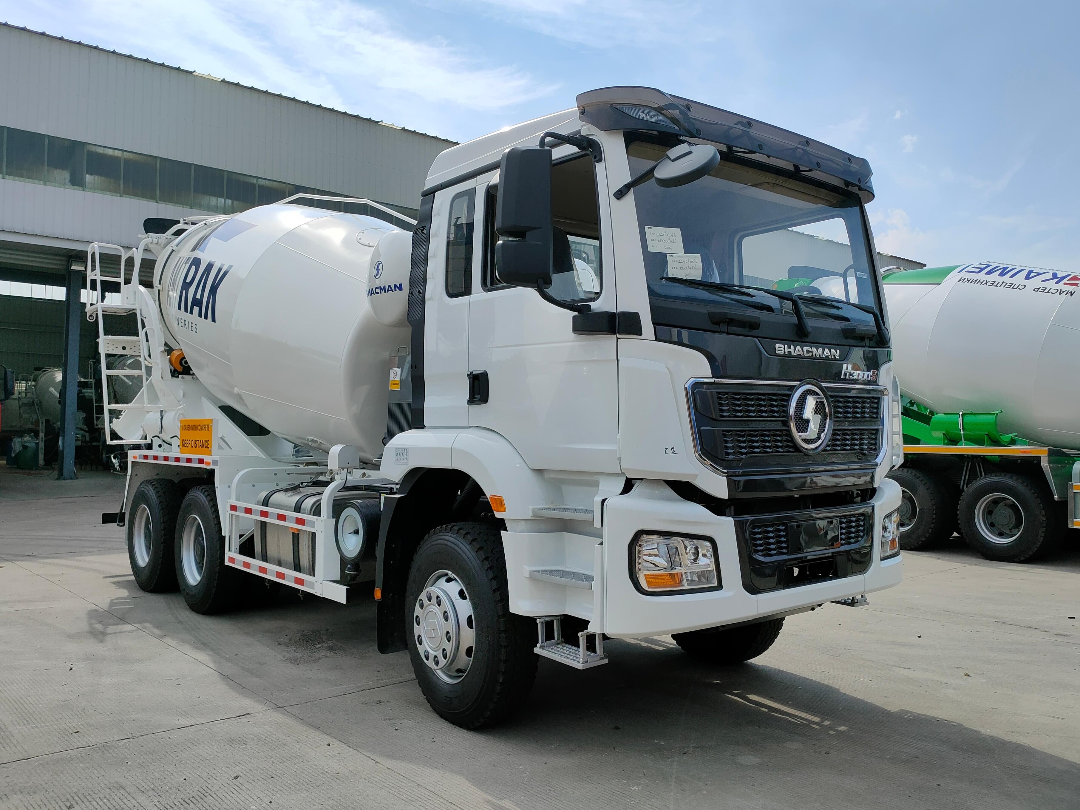 Camion malaxeur SHACMAN H3000S 6×4
