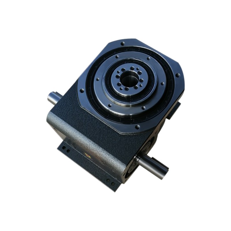 Why does the cam divider not rotate after being connected to the motor and powered on?