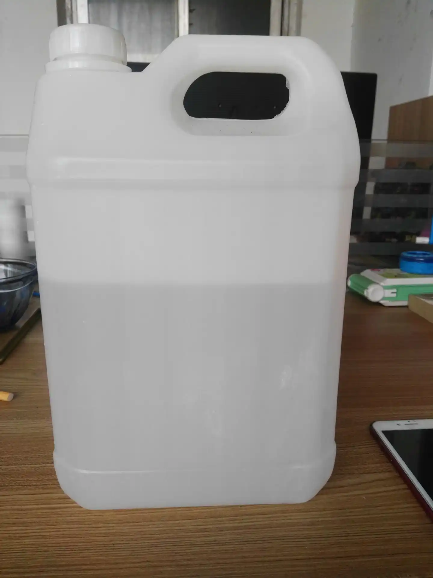 Butyl acetate