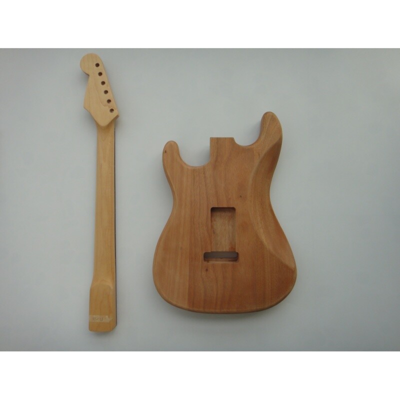 Afanti Customized Mahogany Body Maple Neck DIY St Electric Guitar Kit