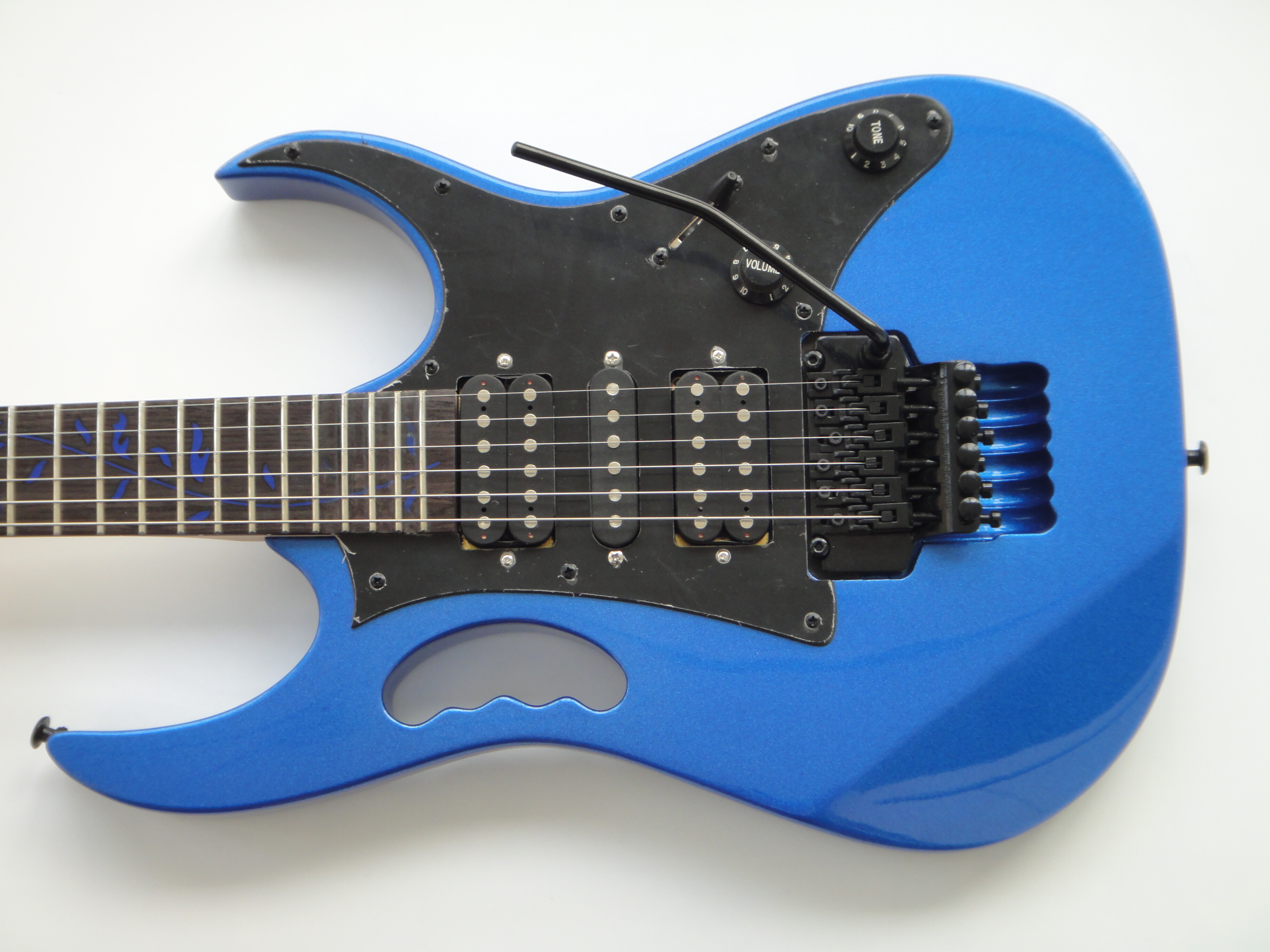 Afanti Basswood Body Guitar Customised Maple Neck Electric Guitar