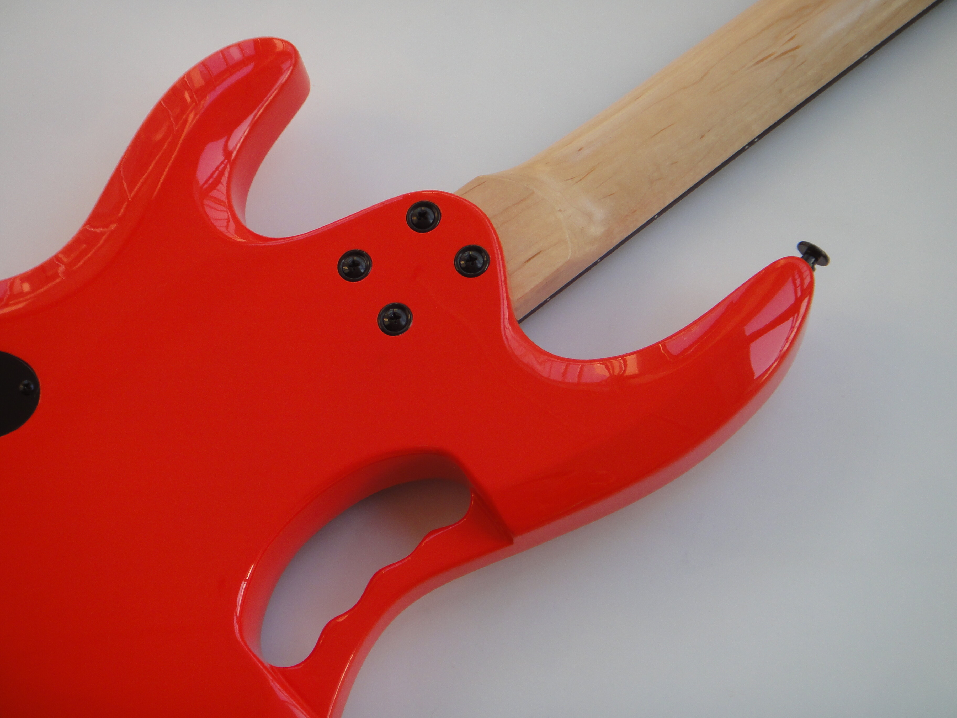 Afanti Customized Hsh Double Locking 6 String Blood Red Headless Electric Guitar
