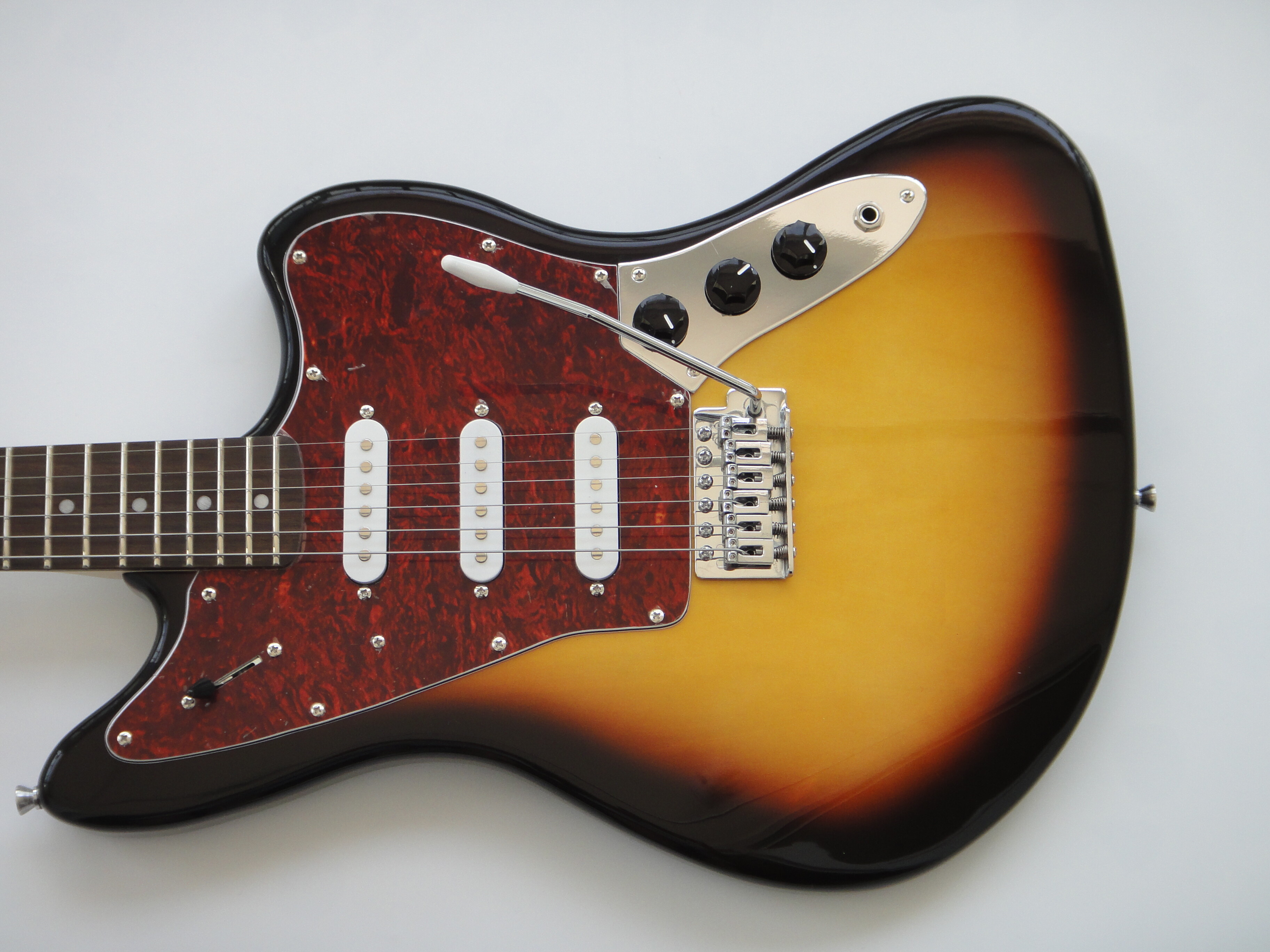 Afanti Customized SSS Tremolo Bridge Rosewood Fingerboard Sunburst Electric Guitar