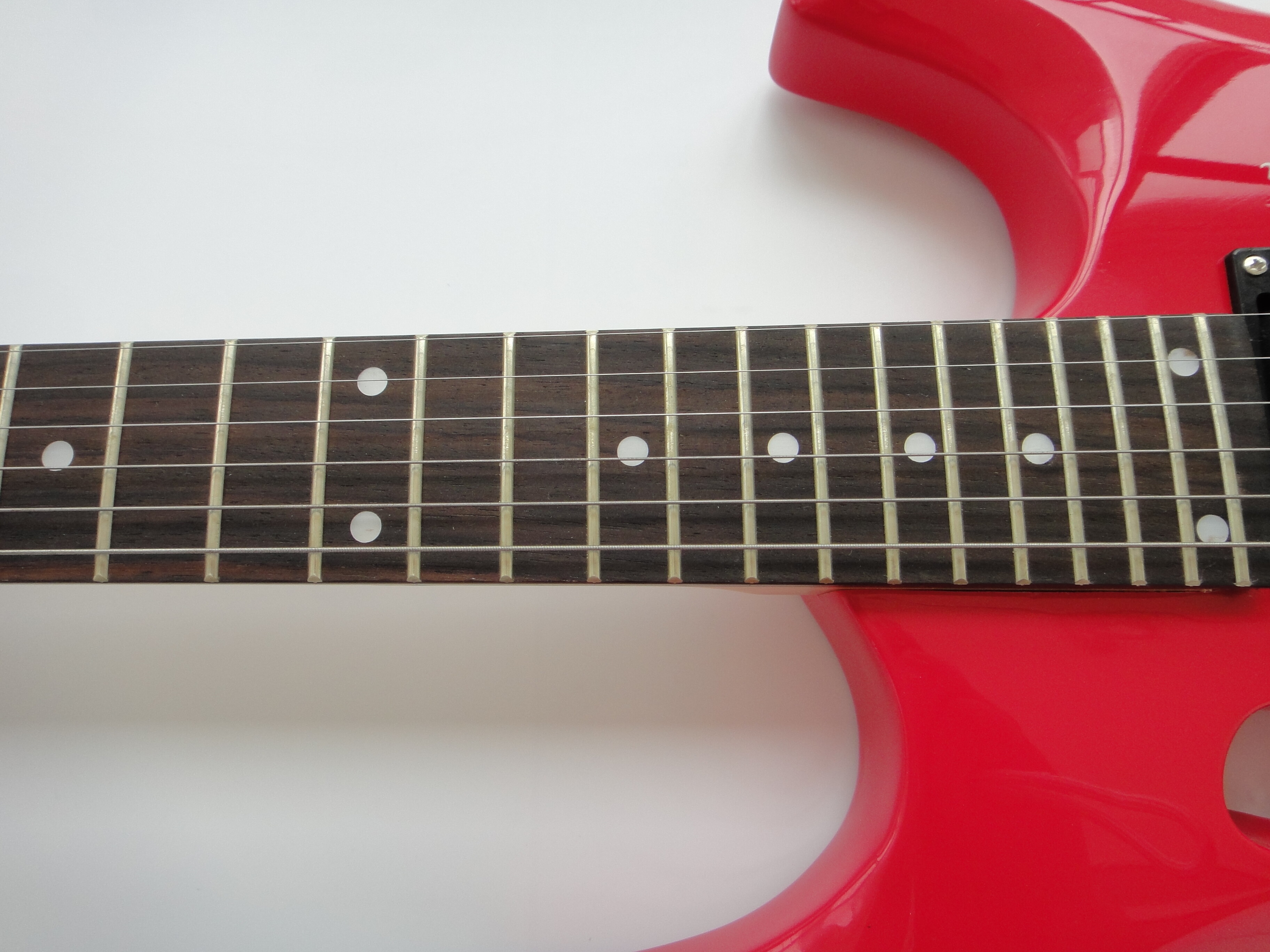 Afanti Customized Headless Hsh Double Locking 6 String Red Color Electric Guitar