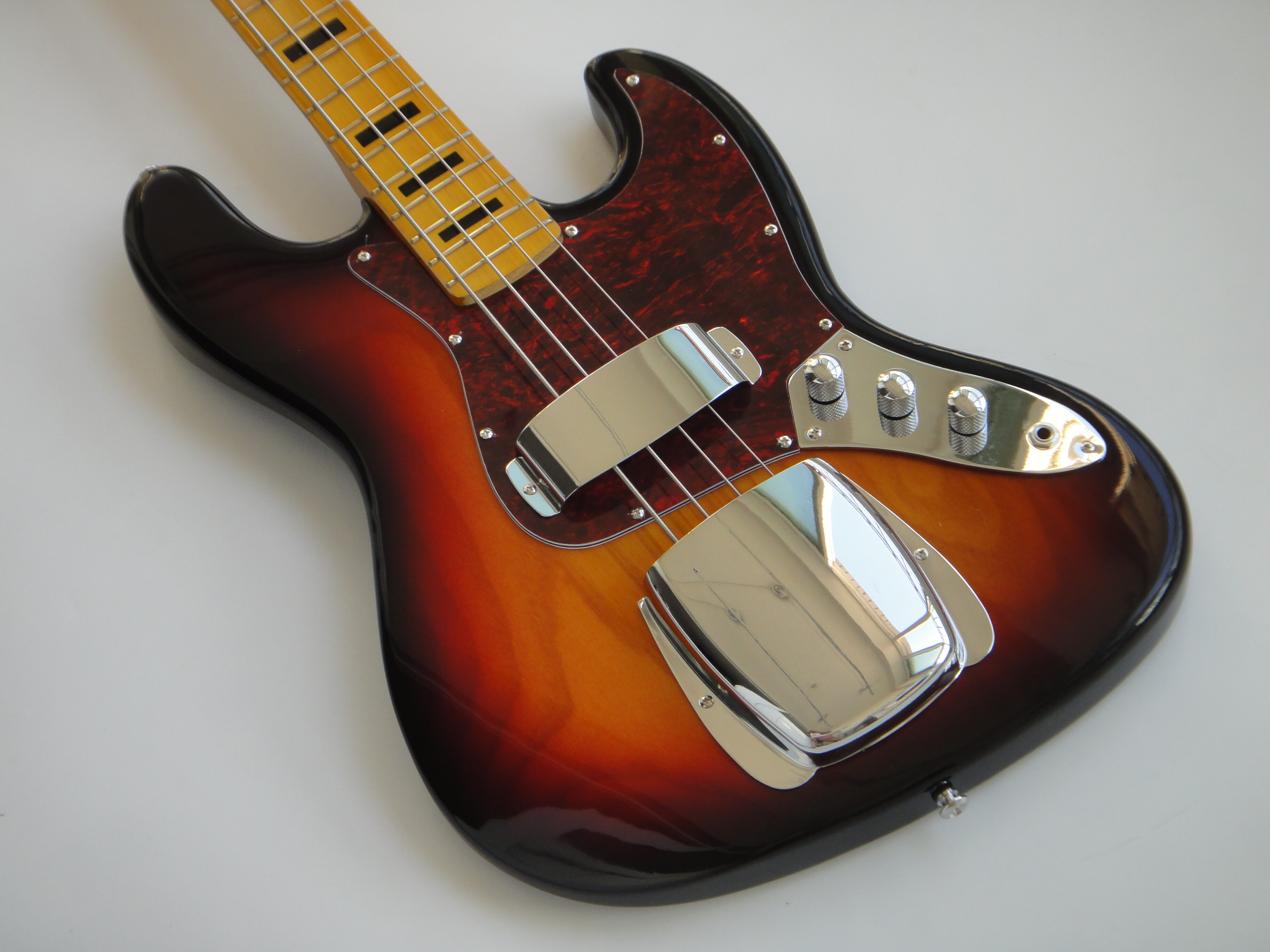 Afanti Customized  Maple Fingerboard Sunburst Electric Guitar