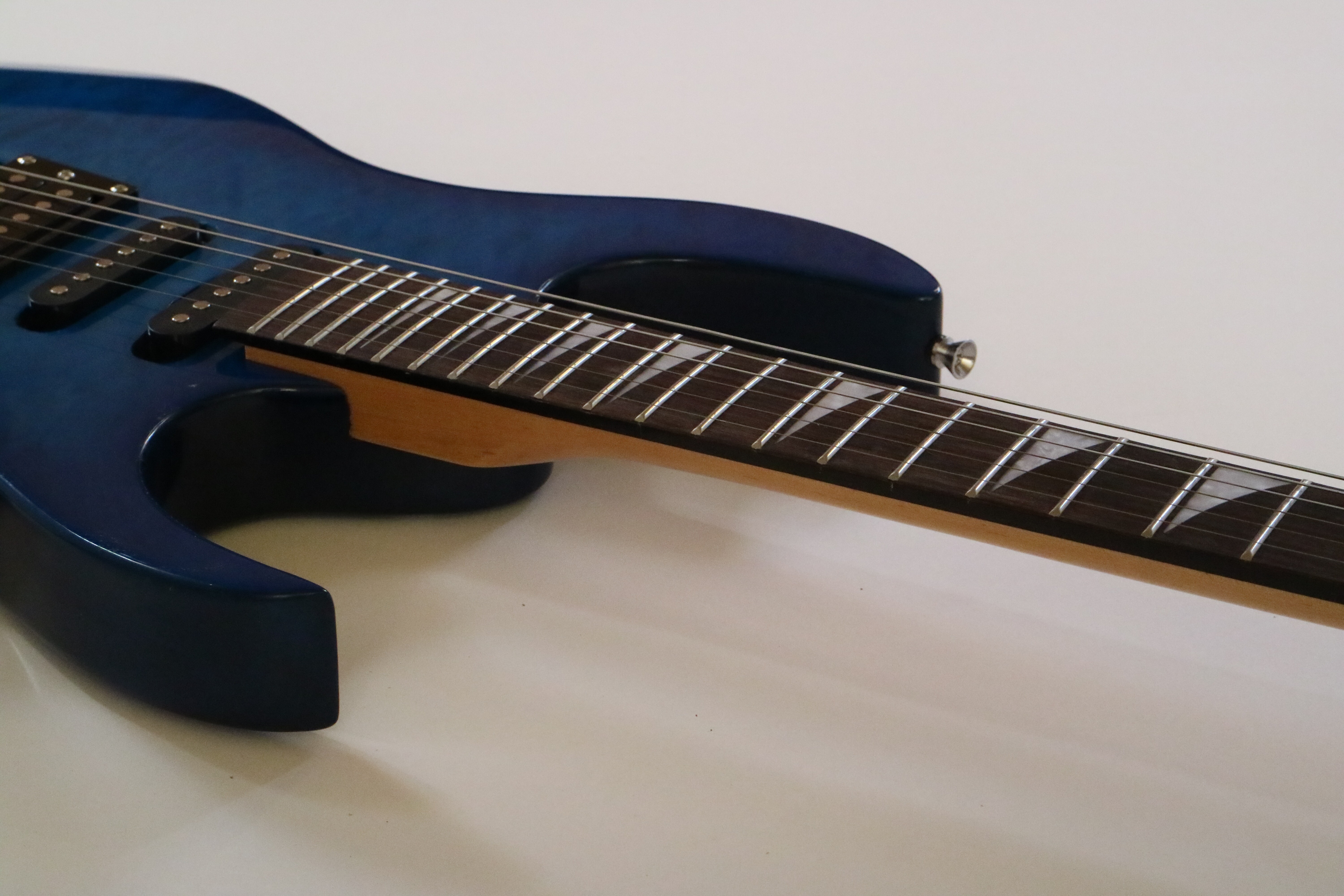 Afanti Customized SSH pickup maple neck 6 string Blue electric guitar