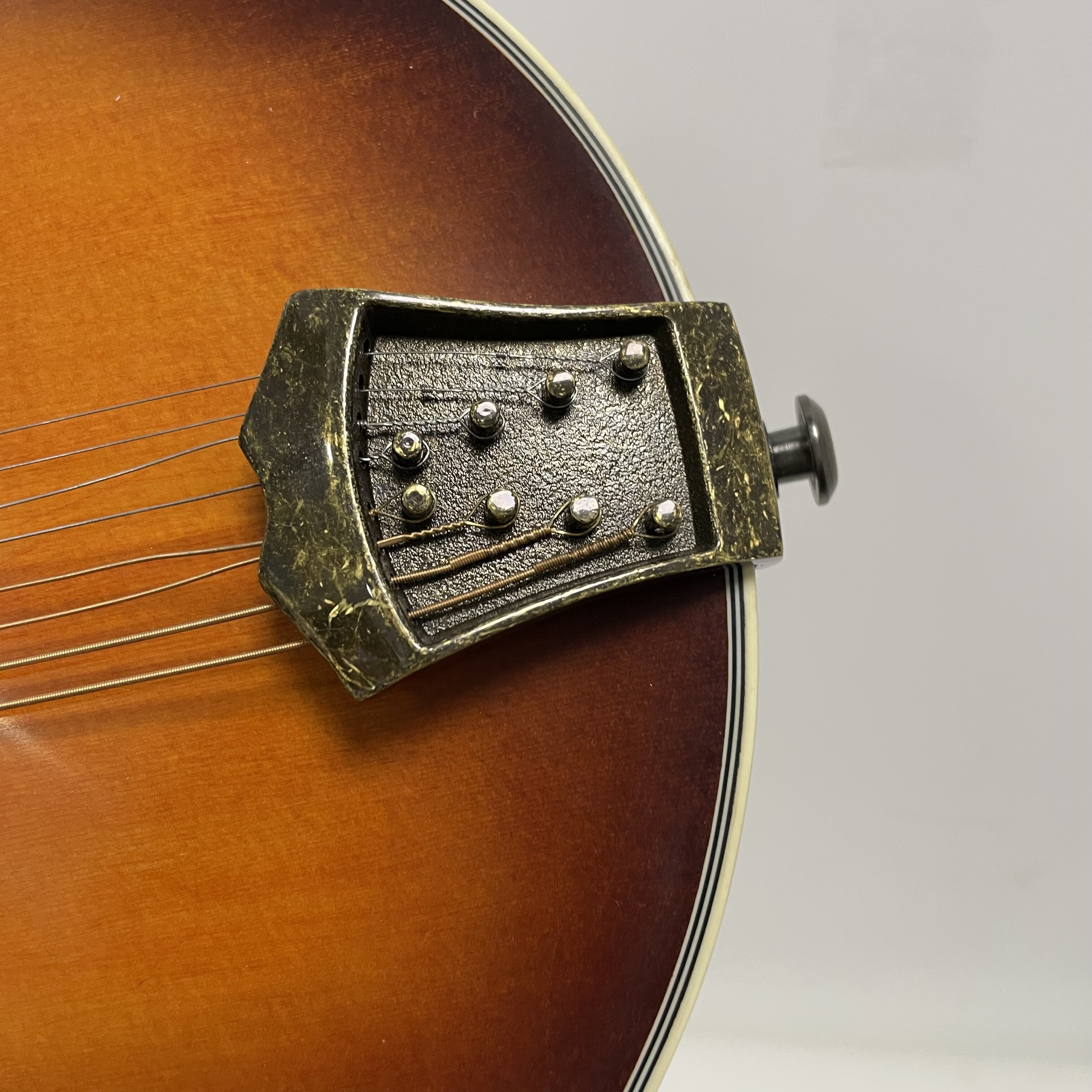 East Luthier Hand Made All Solid 3A Wood Sunburst F Style Mandolin