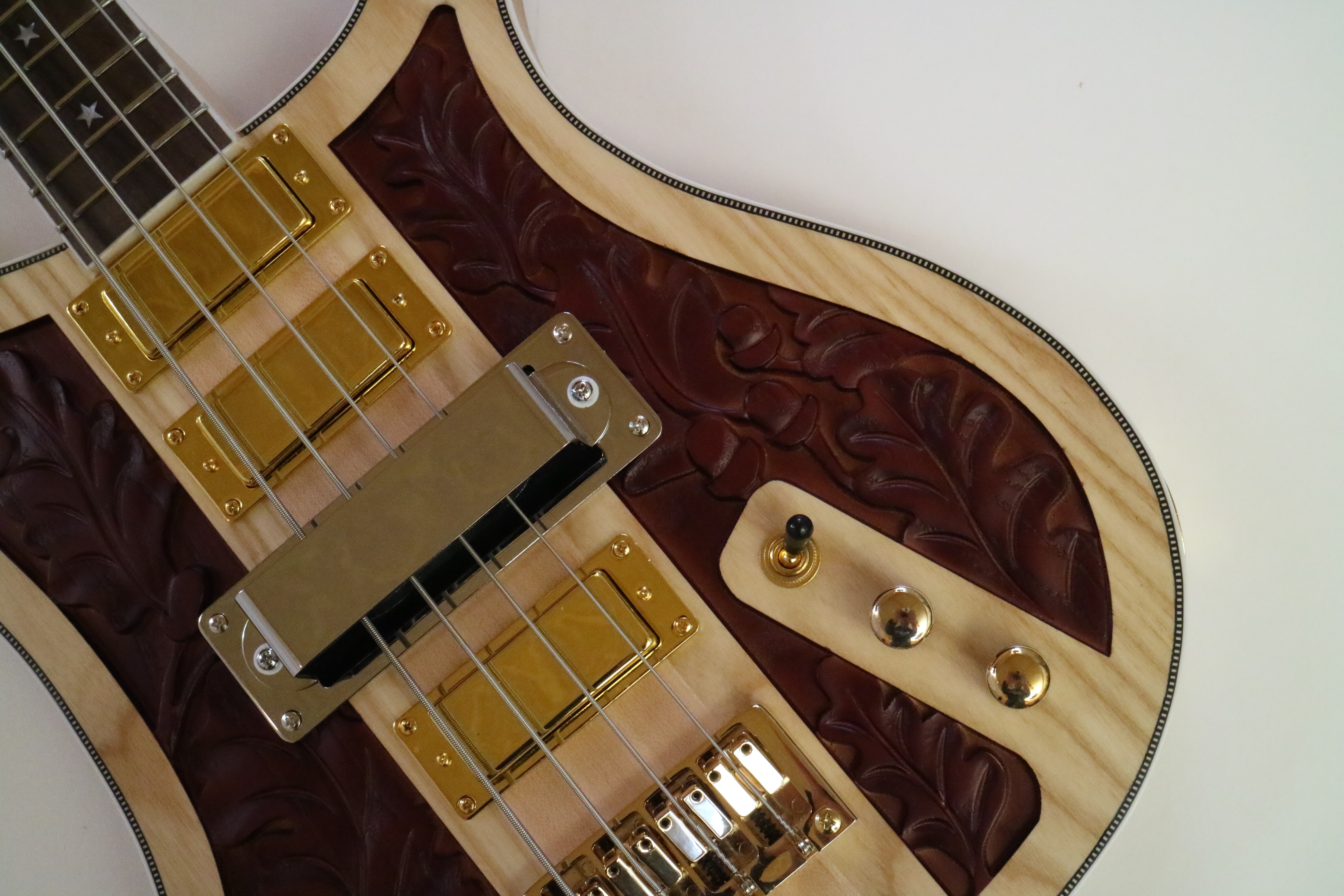 Afanti 20 Frets Set In Electric Bass Guitar
