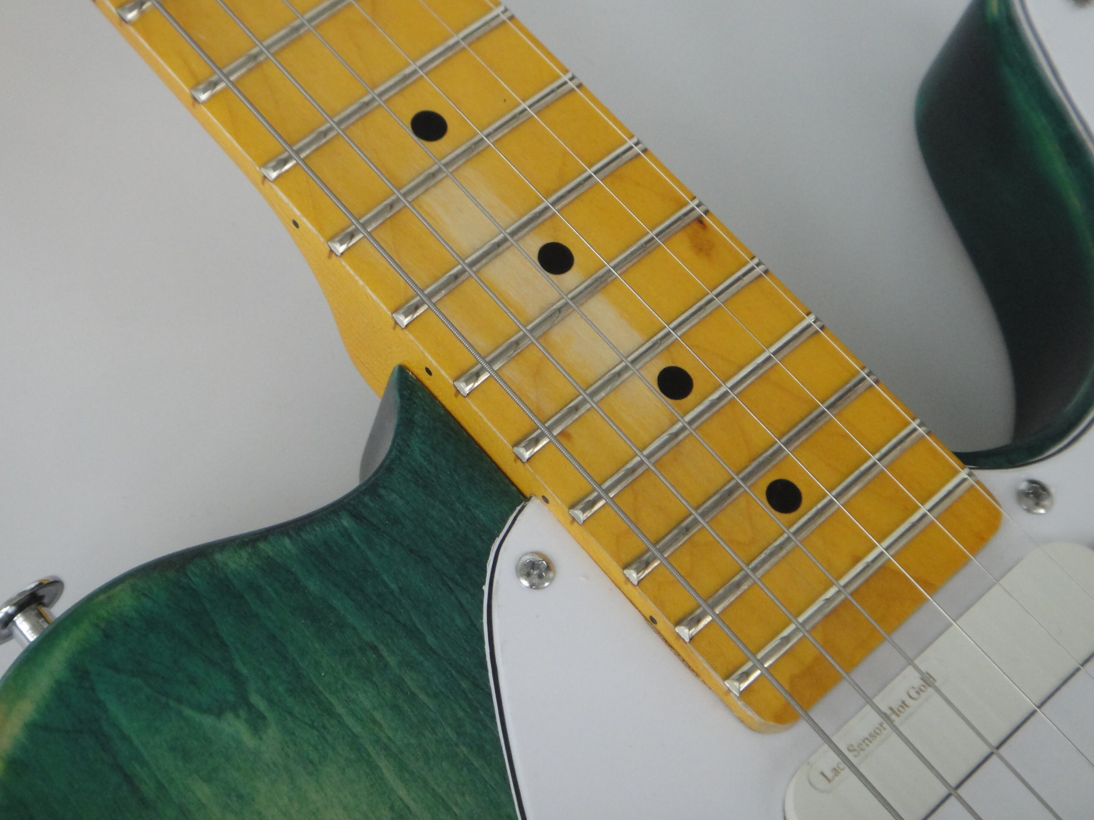 Afanti Basswood Body SSS Pickups Electric Guitar