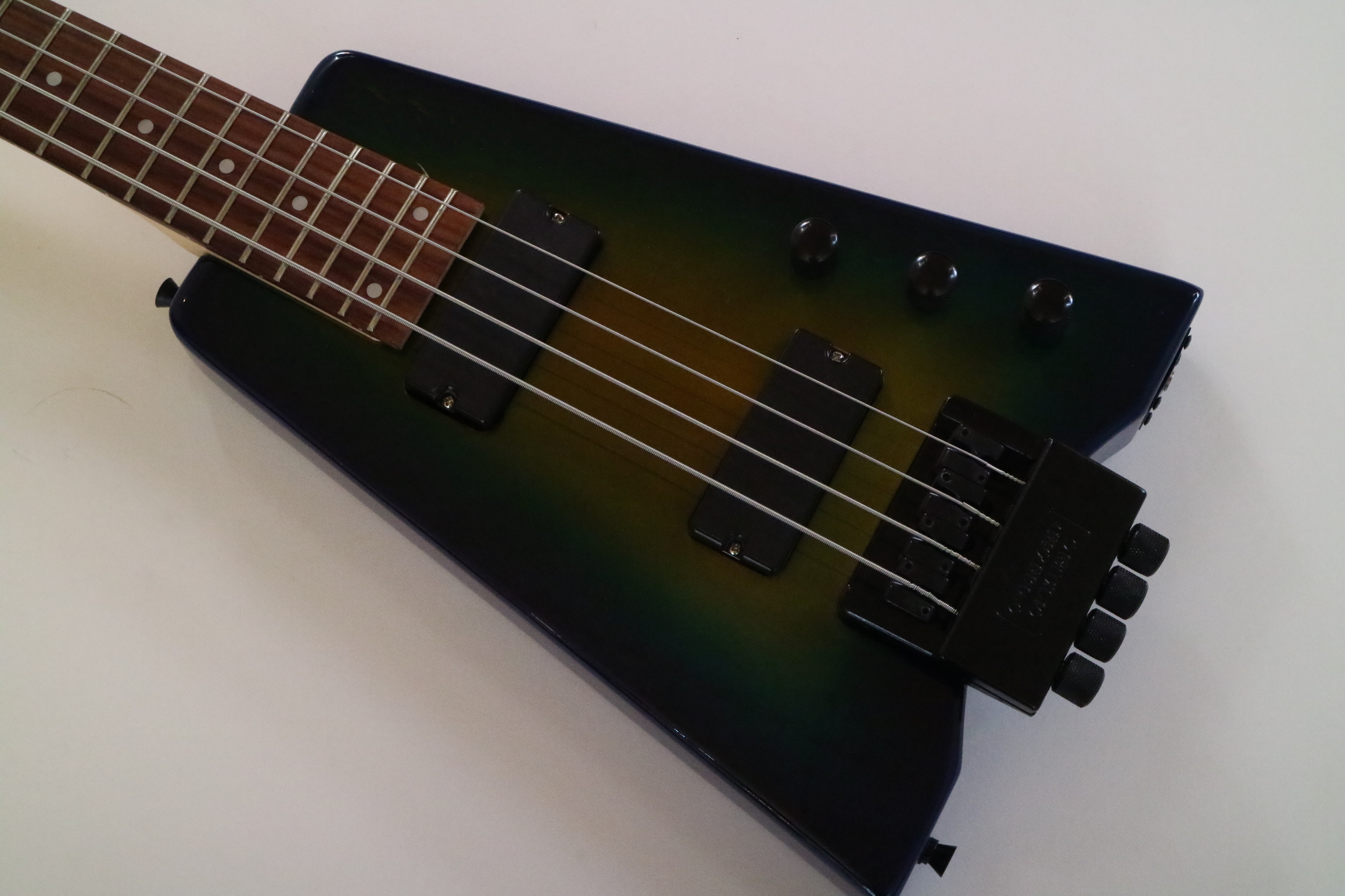 Afanti Customized 4 Strings Headless Electric Guitar