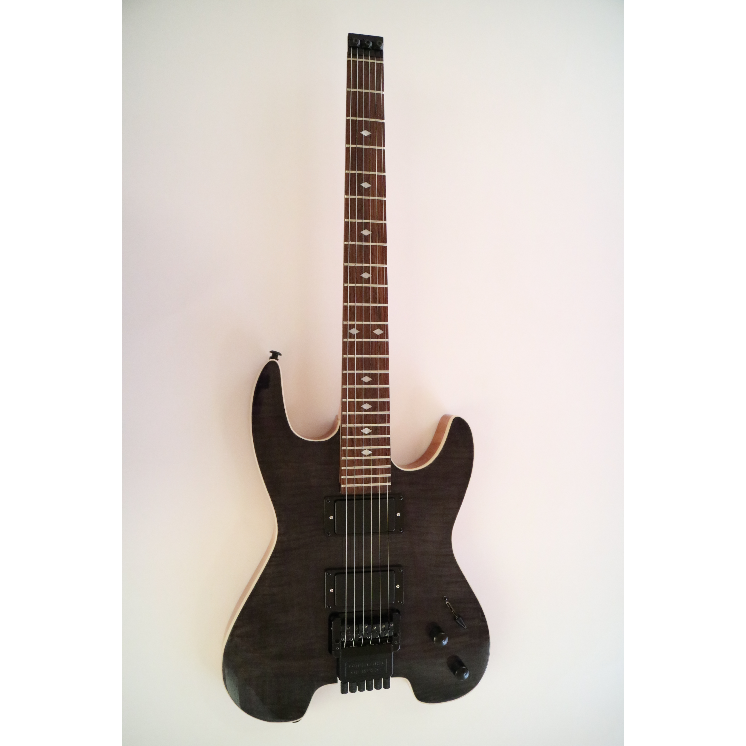 Afanti Customized Hh Double Locking 6 String Black Headless Guitar