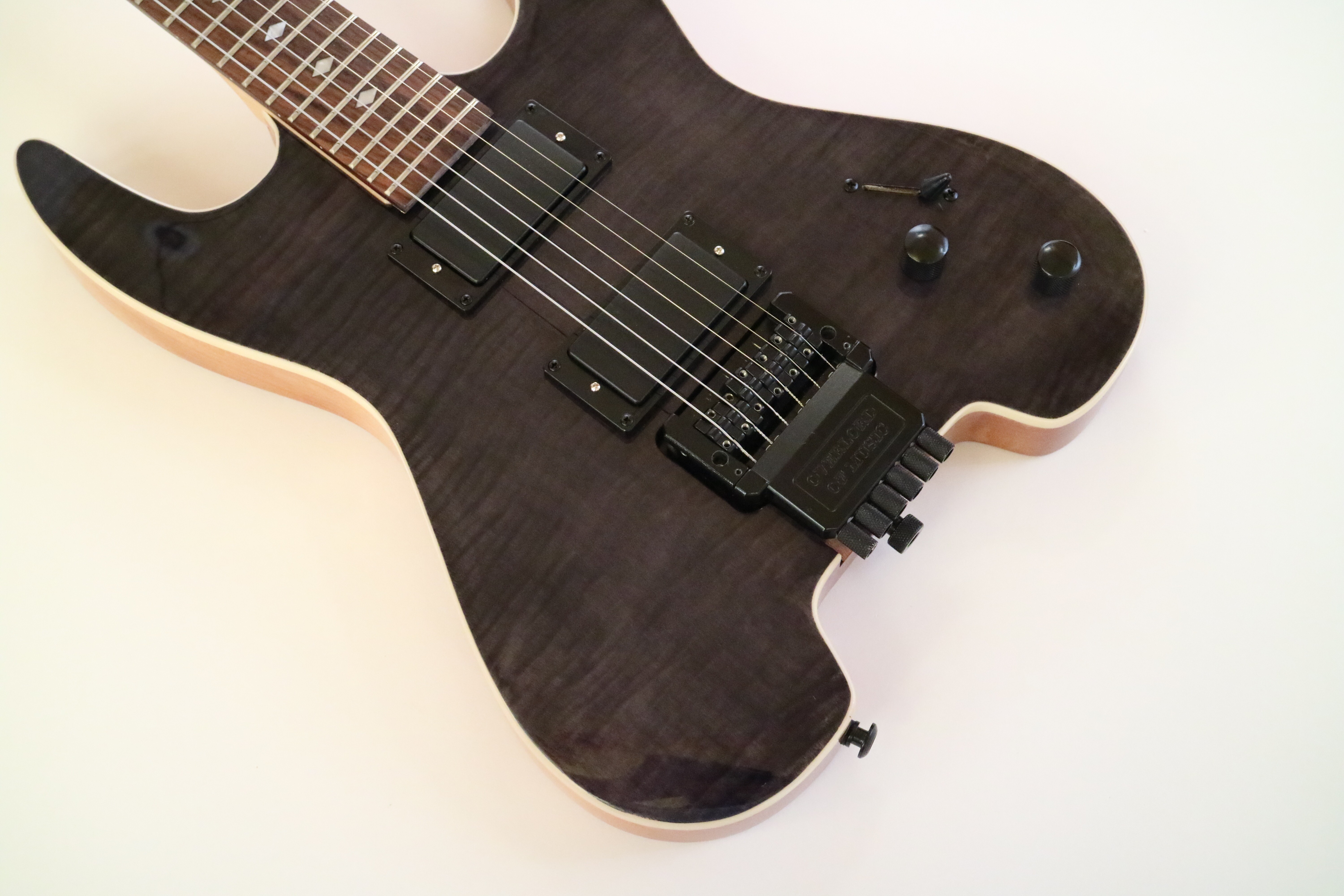 Afanti Customized Hh Double Locking 6 String Black Headless Guitar