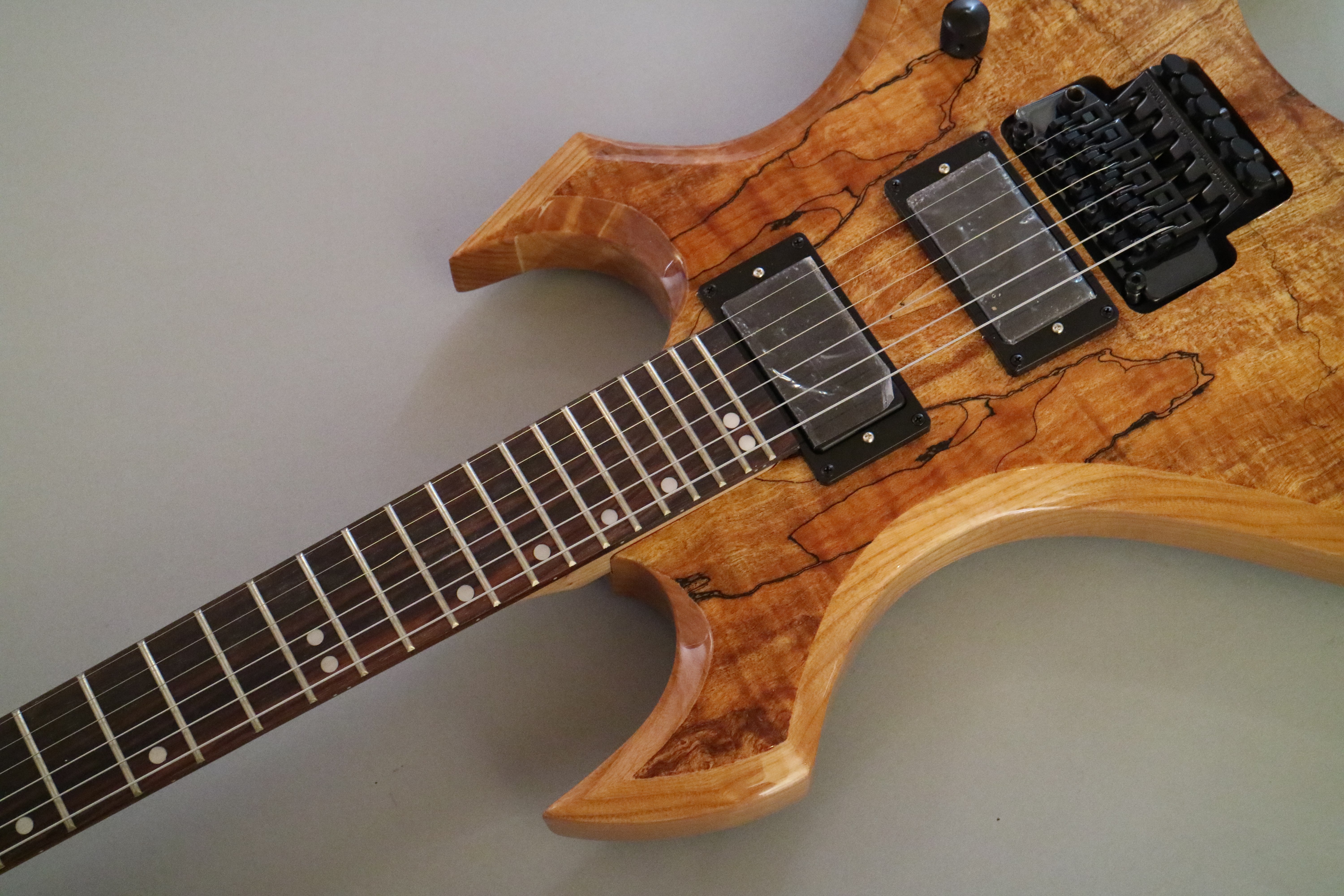 Afanti Customized Mahogany Body with Spalted Maple Veneer Electric Guitar