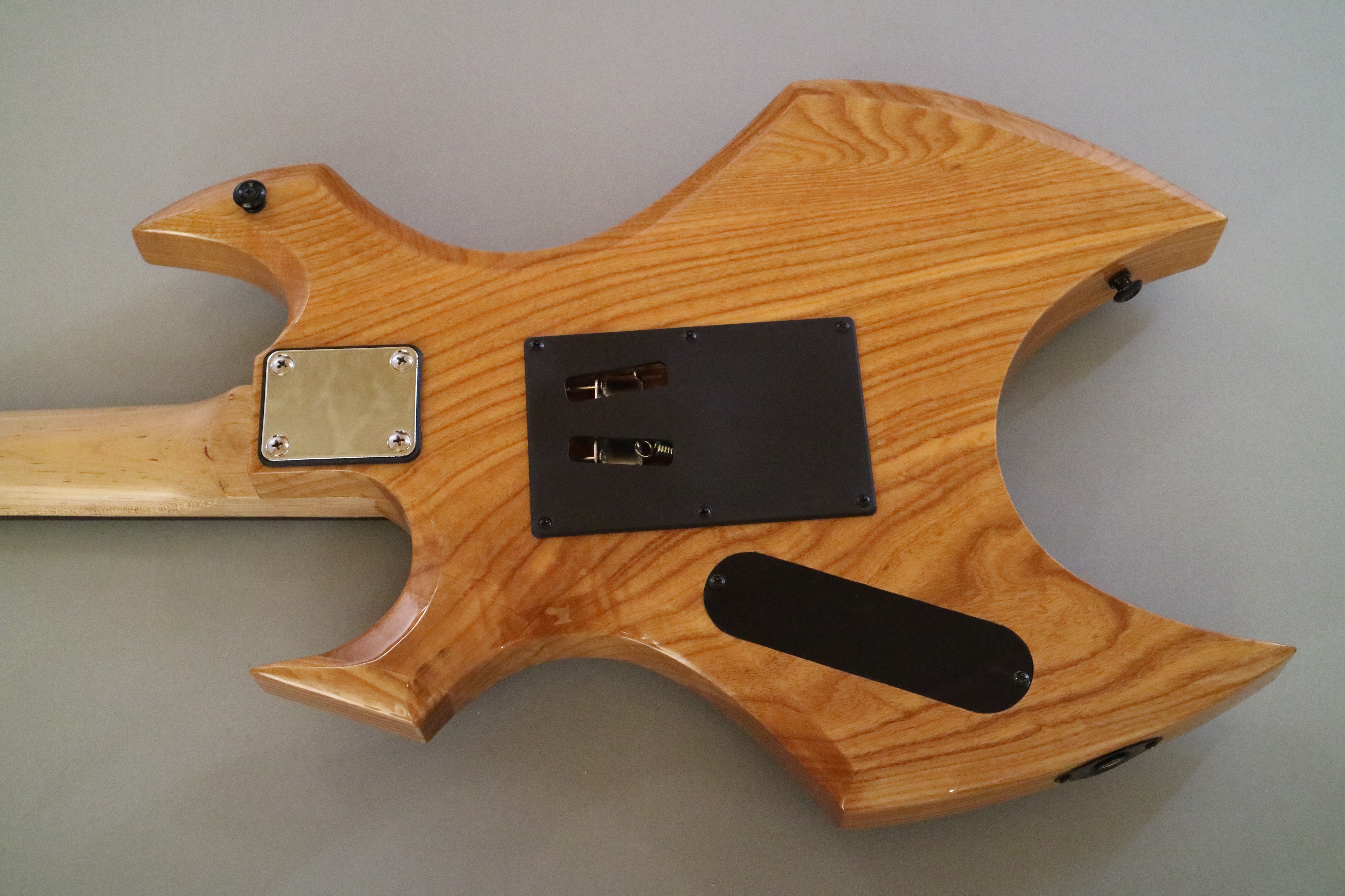 Afanti Customized Mahogany Body with Spalted Maple Veneer Electric Guitar