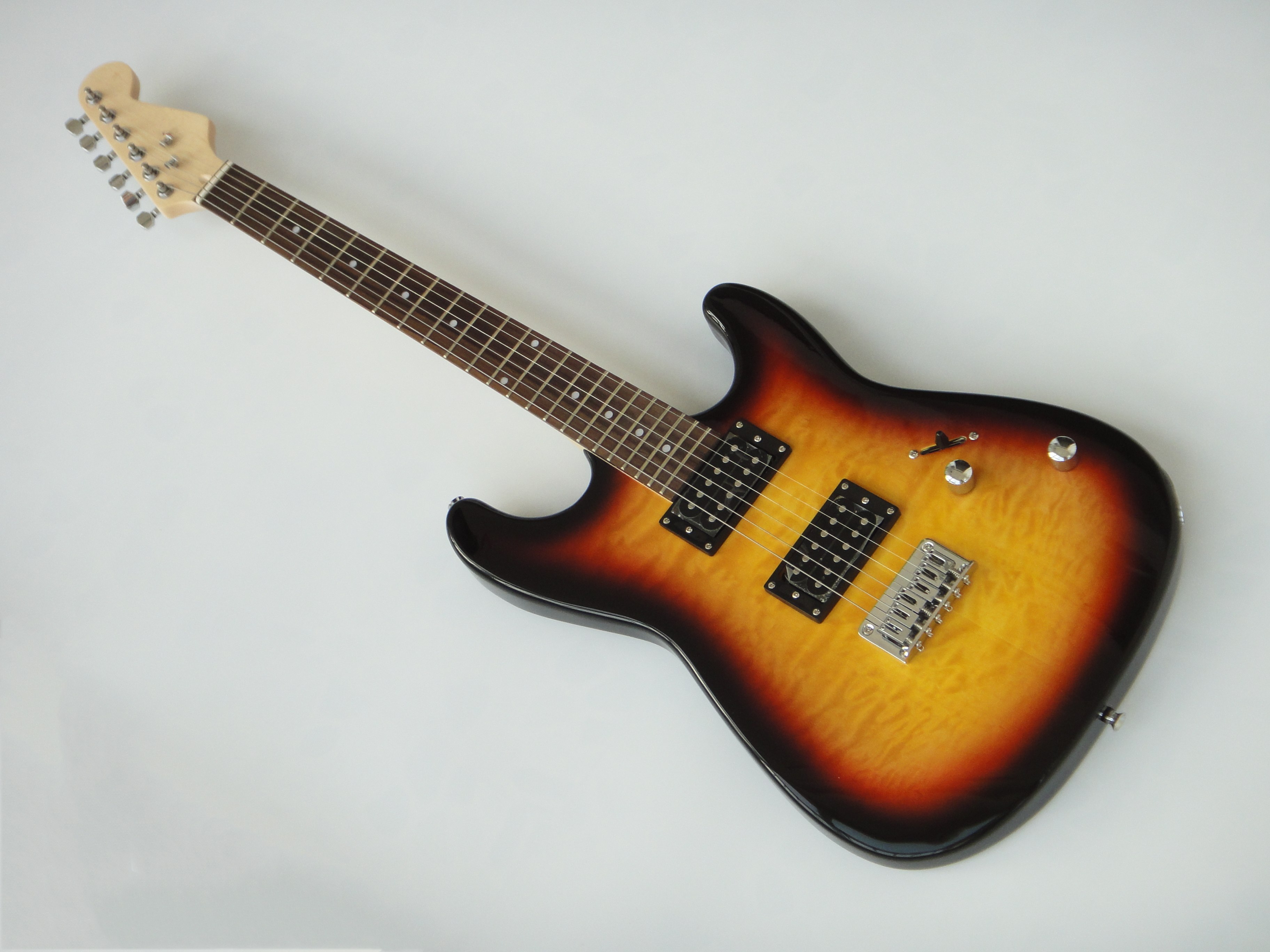 Afanti Sunburst Mahogany Body with Quilted Maple Top St Electric Guitar