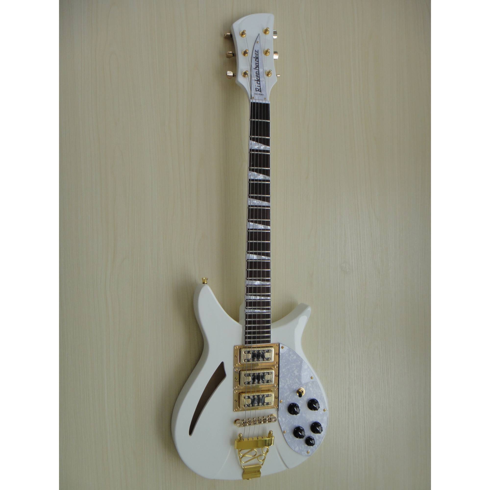 Afanti Customized Rick Style Mahogny Body Electric Guitar