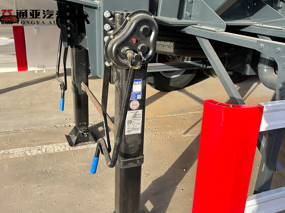 Aluminum Fuel Tanker Semi Trailer