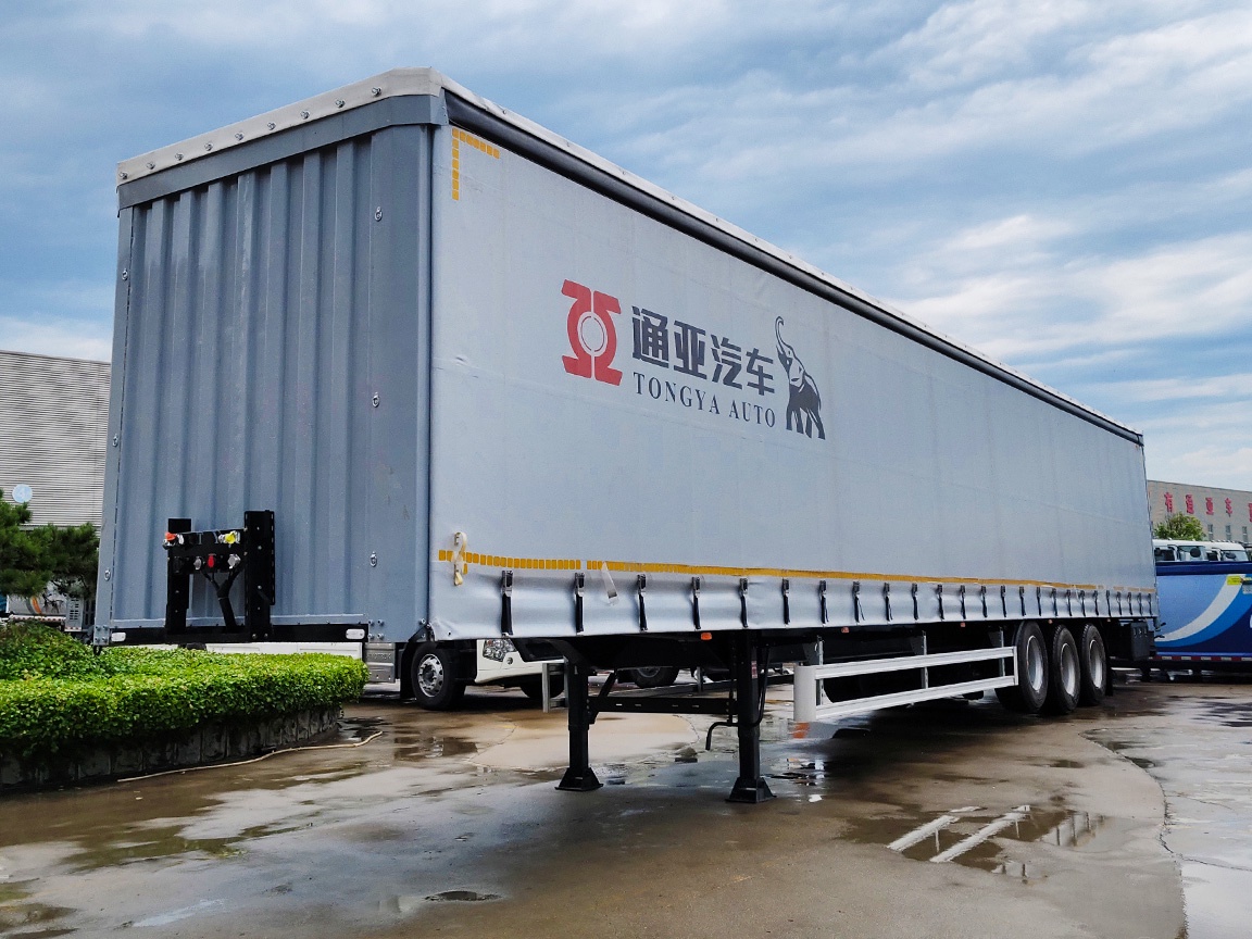 Tongya Automobile Co., Ltd--Crutain Semi Trailer with Russia's OTTC Certification