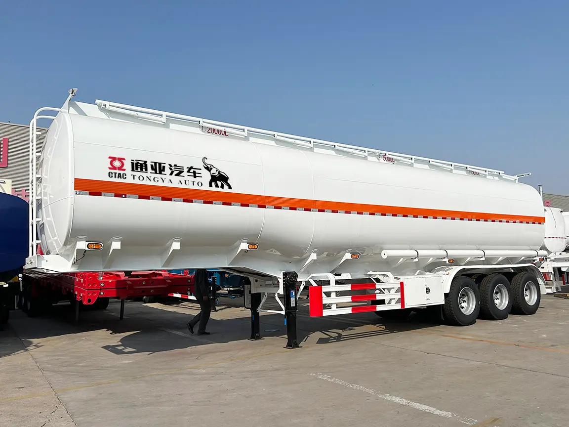 3 Axle 45,000L Oil Tanker Semi Trailer