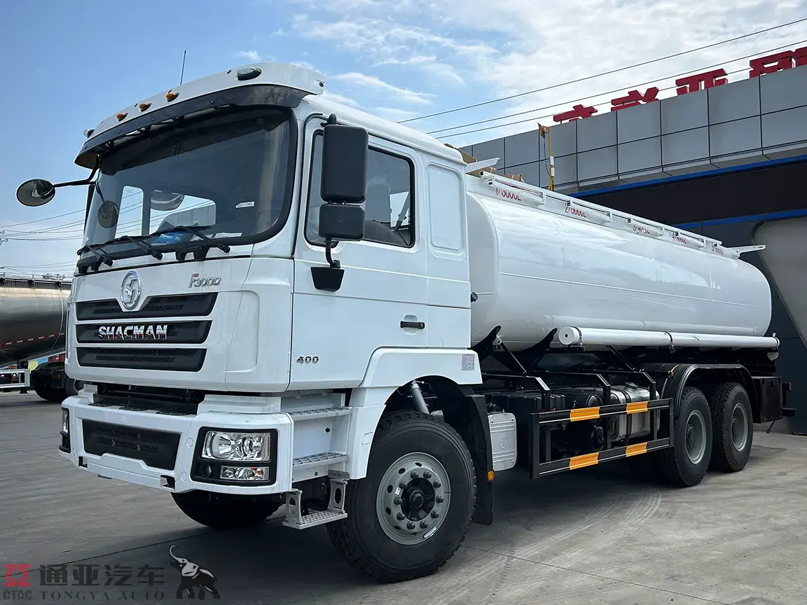 18,000 L Fuel Tanker Truck with Five Compartments