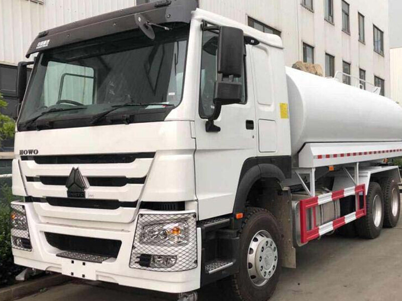 HOWO WATER TANK TRUCK