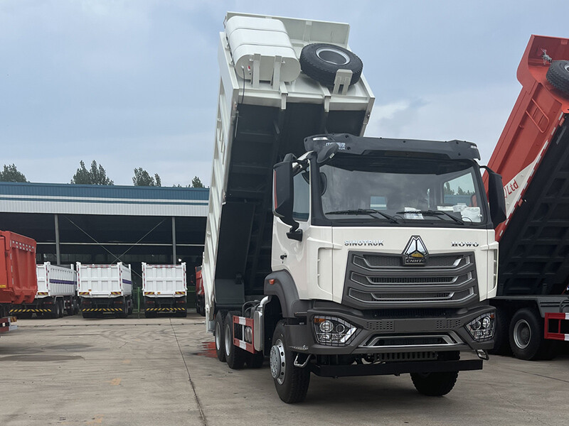 HOWO NX DUMP TRUCK