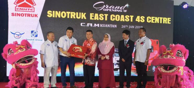 SINOTRUK T7H Helps Malaysian Distributors Enter the East Coast Market