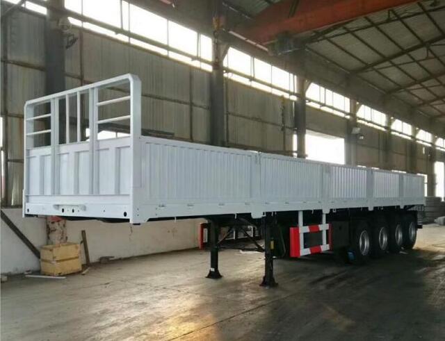SINOTRUK 4 AXLES BULK CARGO TRAILER