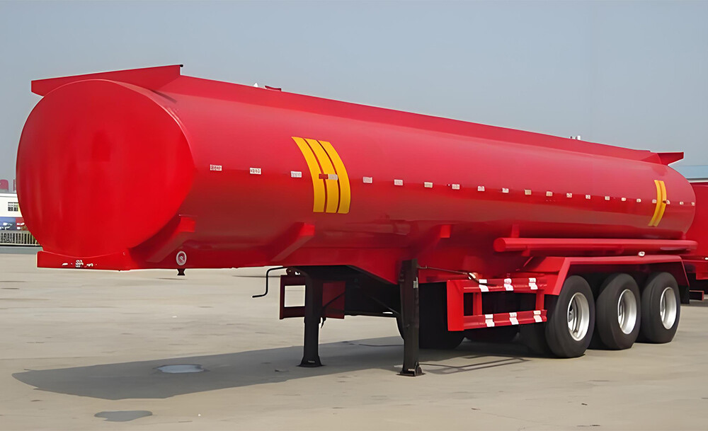 SINOTRUK 30m³ WATER TANK TRAILER