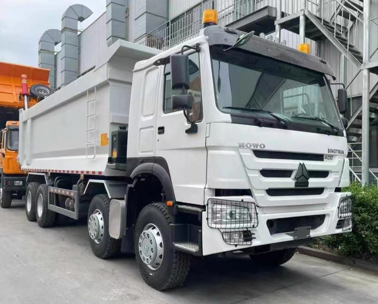 HOWO 8x4 White + U type