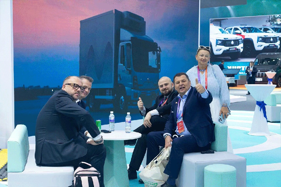 图片5 SINOTRUK Group's 2025 Partner Conference Concludes Successfully