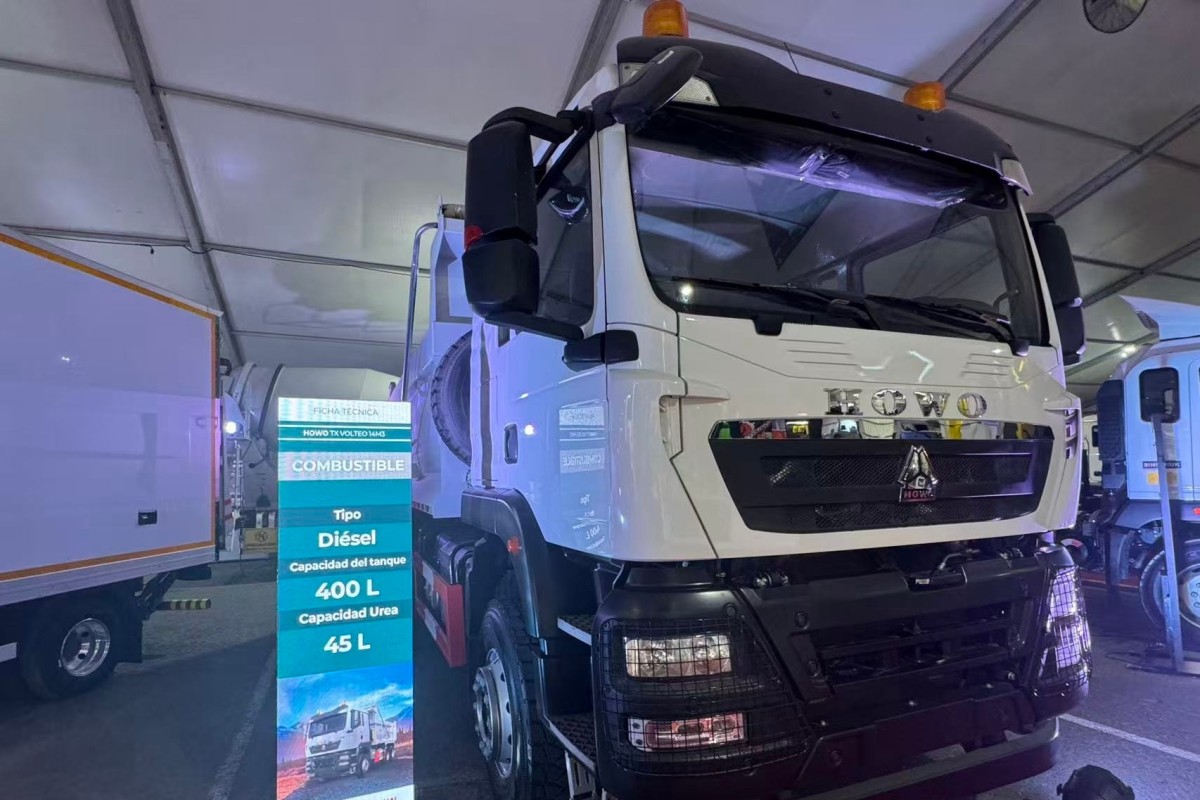 SINOTRUK Shines at ANPACT National Commercial Vehicle Show