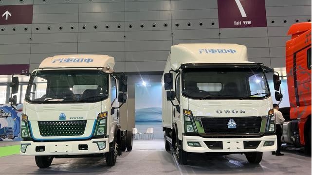 图片4 SINOTRUK Shines Bright at 2026 Shenzhen International Expo