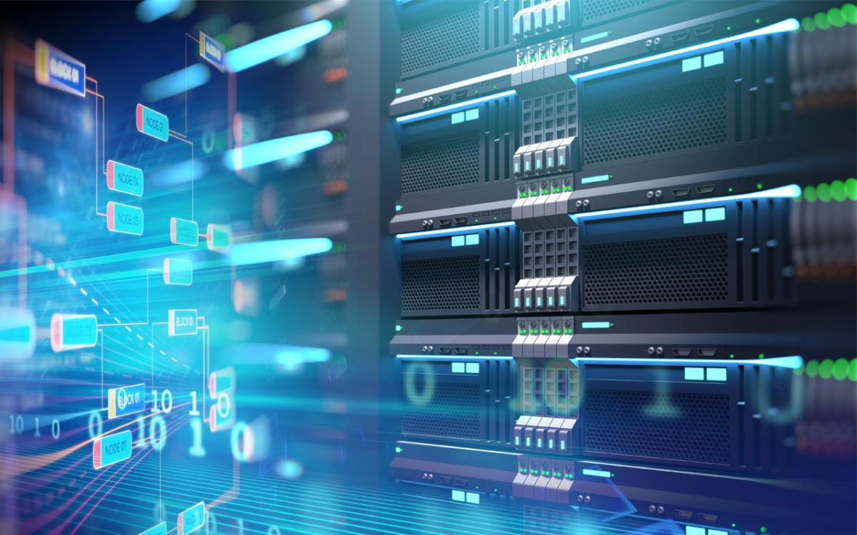网图Heavy duty server rack.png ¿Por qué los operadores de centros de datos deberían pasarse a la refrigeración líquida?