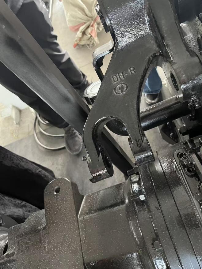 图片1(12) RAISO Upgrades Tractor Lift Arm Technology for Greater Strength, Reliability, and Performance