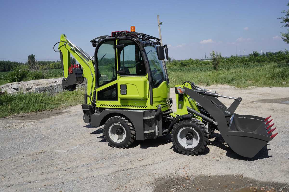 _DSC6141 Raiso Backhoe Loader LR15-20 & LR18-25: Compact Machines for Efficient Construction, Farming, and Municipal Projects